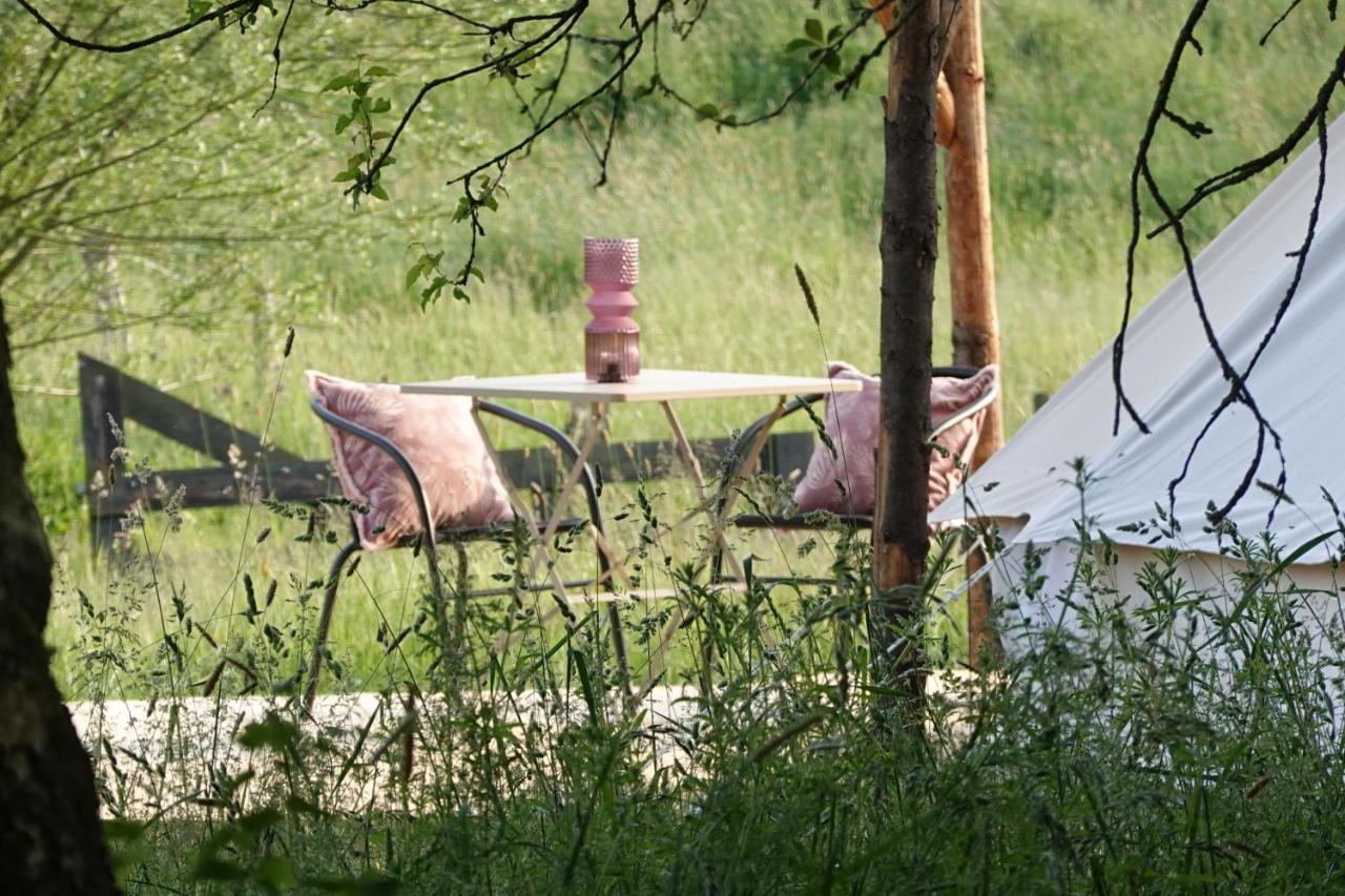 Hotel Glamping Du Moulin Bastogne Exterior foto