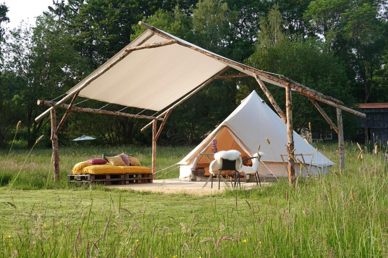 Hotel Glamping Du Moulin Bastogne Exterior foto