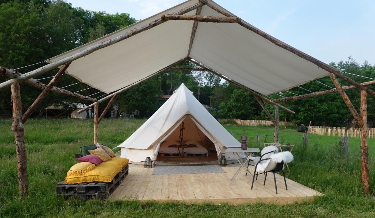 Hotel Glamping Du Moulin Bastogne Exterior foto